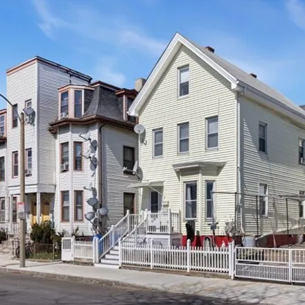 Rent this 4 bed house on 137 Pearl St Unit 2 in Somerville, Massachusetts