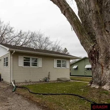 Buy this 3 bed house on 538 Jefferson Avenue in North Mankato, MN 56003