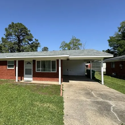 Rent this 3 bed house on 315 Alice Drive in Broadmoor, Lafayette