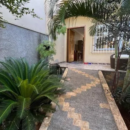 Buy this 2 bed house on Rua Valentim Feltrin in Jardim Nossa Senhora de Fátima., Americana - SP