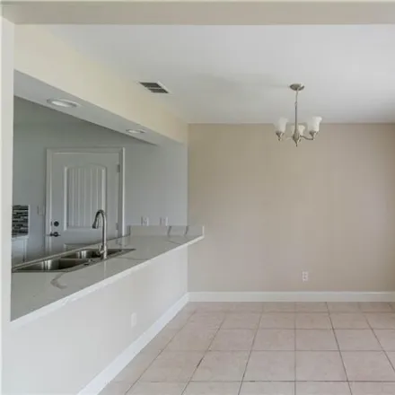 Image 3 - 4047 Yucca Avenue, McAllen, TX 78504, USA - House for rent