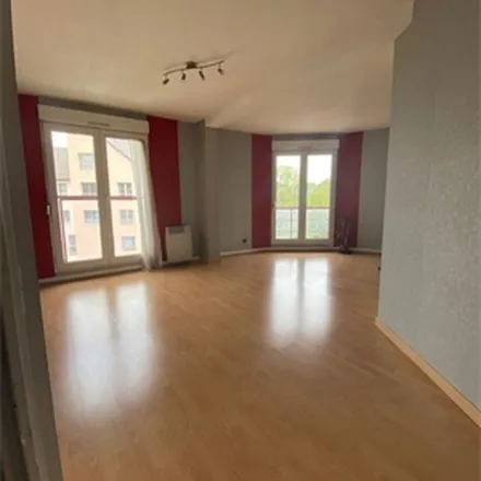 Rent this 2 bed apartment on Hôtel de Ville in Esplanade Simone Veil, 54600 Villers-lès-Nancy