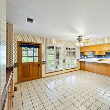 Image 7 - 3274 Triple Meadow, China Grove, Bexar County, TX 78263, USA - House for sale