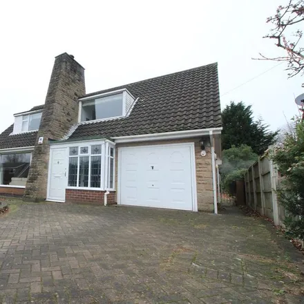 Rent this 4 bed house on 27 Mavis Avenue in Ravenshead, NG15 9EB