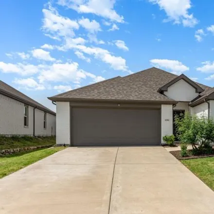 Buy this 5 bed house on Bullock Lane in Kaufman County, TX