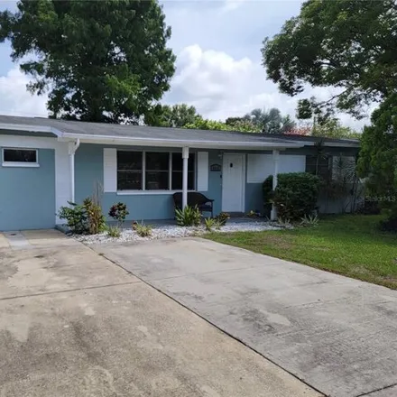 Rent this 3 bed house on 5605 57th Avenue North in Kenneth City, Pinellas County