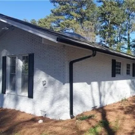Image 3 - 1590 Columbia Drive, Belvedere Park, GA 30032, USA - House for sale