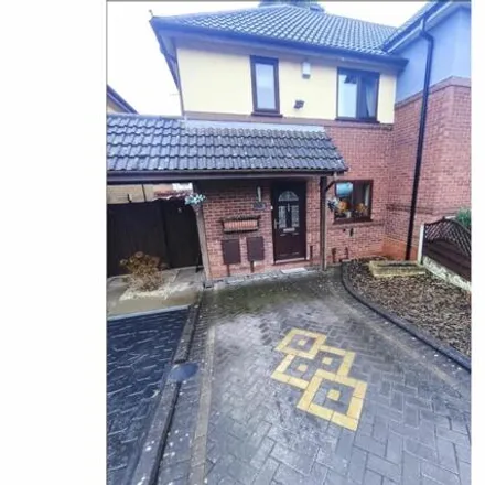 Buy this 2 bed duplex on Pearce Close in Dudley, DY1 2LX