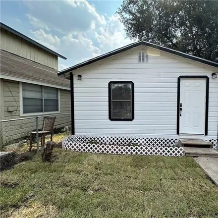 Image 1 - 118 N Palmas St, Weslaco, Texas, 78596 - House for sale