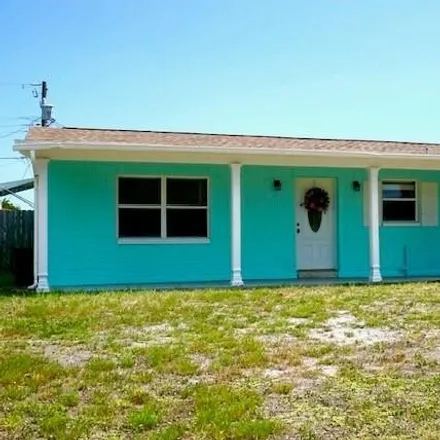 Buy this 3 bed house on 10085 53rd Lane North in Pinellas Park, FL 33782