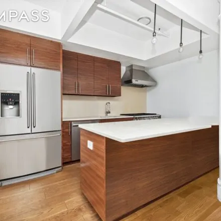 Image 6 - 133 Mulberry Street, New York, NY 10013, USA - Condo for sale