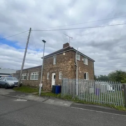 Buy this 3 bed duplex on George Street in Barnsley, S70 5BY