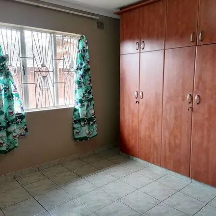 Rent this 2 bed apartment on Sydenham Road in Nelson Mandela Bay Ward 5, Gqeberha