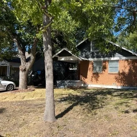 Image 2 - 1604 West Hammond Street, Fort Worth, TX 76115, USA - House for sale
