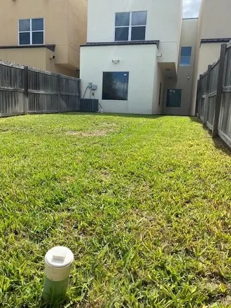 Image 4 - West Daffodil Avenue, McAllen, TX 78501, USA - Townhouse for rent