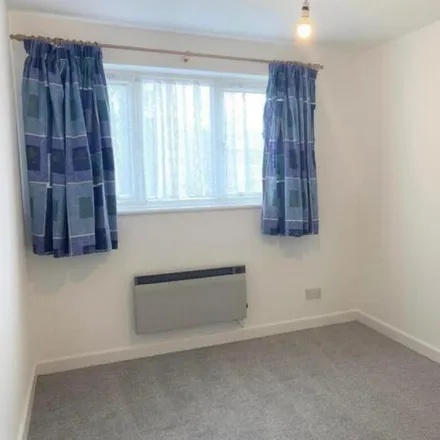 Image 3 - unnamed road, Loudwater, HP11 1HB, United Kingdom - Apartment for rent