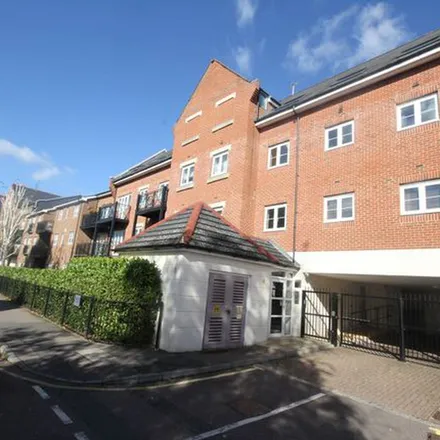 Rent this 2 bed apartment on Wharf Lane in Rickmansworth, WD3 1AW