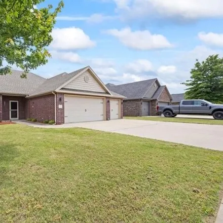 Buy this 4 bed house on North 14th Street in Rogers, AR 72756