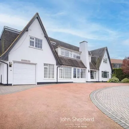 Buy this 6 bed house on Springbrook Lane in Tanworth in Arden, B94 5SG