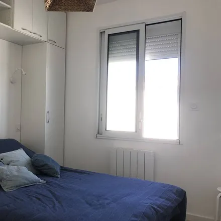 Rent this 2 bed apartment on Palavas les Flots in Avenue de l'Étang du Grec, 34250 Palavas-les-Flots