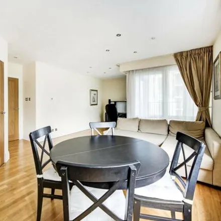 Image 1 - Warren House &amp; Atwood House, 185 Warwick Road, London, W8 6PL, United Kingdom - Apartment for rent