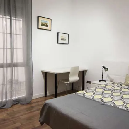 Rent this 5 bed apartment on Alonso Cano-Ríos Rosas in Calle de Alonso Cano, 28003 Madrid