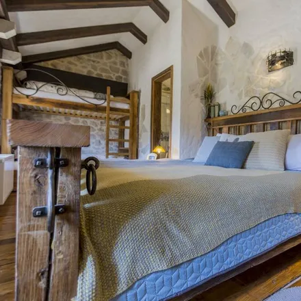 Rent this 2 bed house on 21327 Općina Podgora