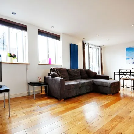 Rent this 1 bed apartment on 86 Blackfriars Road in Bankside, London