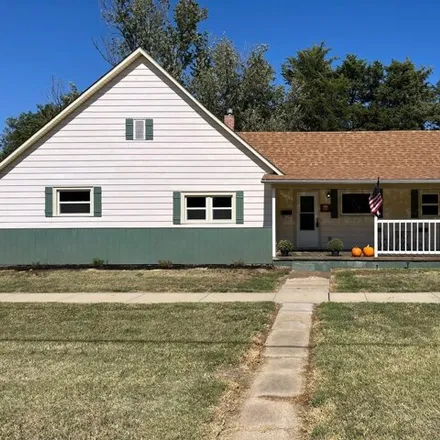 Buy this 3 bed house on 599 West Lyon Street in Lyons, KS 67554