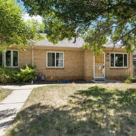 Buy this 2 bed house on 1746 S Logan St in Denver, Colorado
