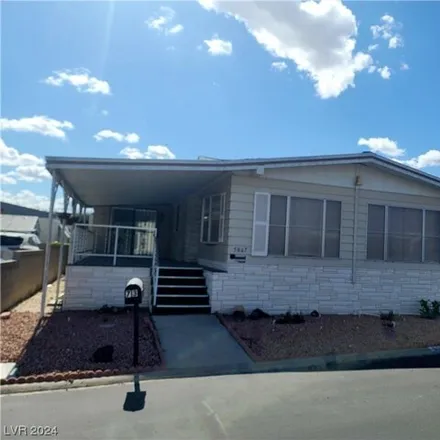 Buy this studio apartment on 5069 Royal Drive in Spring Valley, NV 89103