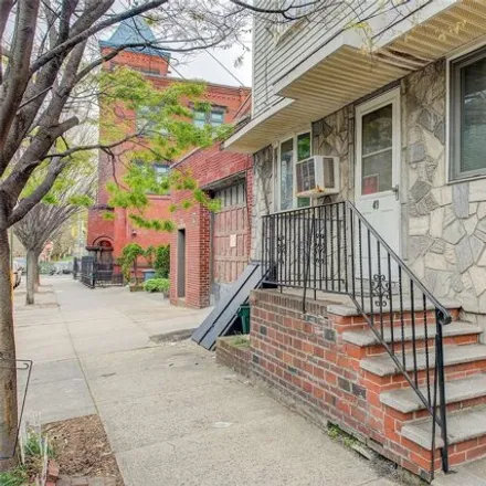 Buy this 4 bed house on 514 Meeker Avenue in New York, NY 11222