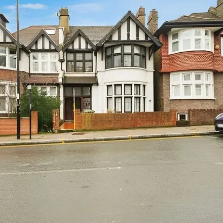 Rent this 6 bed house on 59 Belmont Hill in London, SE13 5AX