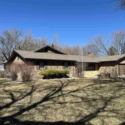 Image 2 - 347 1st Street North, St. James, MN 56081, USA - House for sale