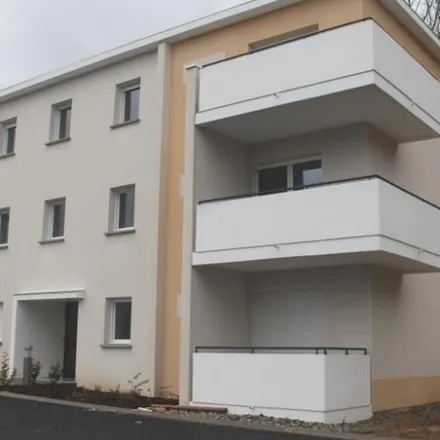 Rent this 3 bed apartment on 7 Chemin De Campagne De Bas in 64150 Mourenx, France