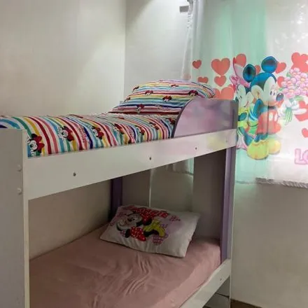 Rent this 2 bed house on Rua Carlos Frederico in Ouro Verde, Nova Iguaçu - RJ