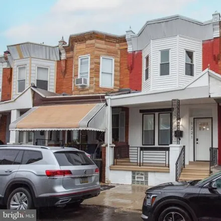 Buy this 3 bed house on 1221 N Alden St in Philadelphia, Pennsylvania