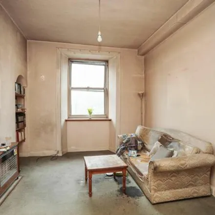 Image 2 - Buccleuch Terrace, City of Edinburgh, EH8 9NE, United Kingdom - Apartment for sale