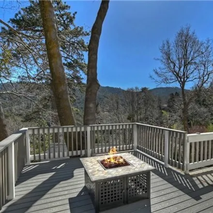 Image 3 - 24757 Edelweiss Drive, Crestline, CA 92325, USA - House for sale
