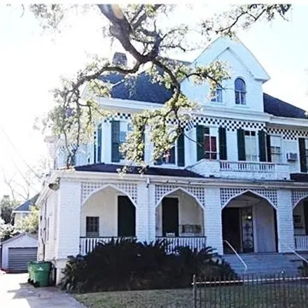 Rent this 2 bed apartment on 4114 Saint Charles Avenue in New Orleans, LA 70115