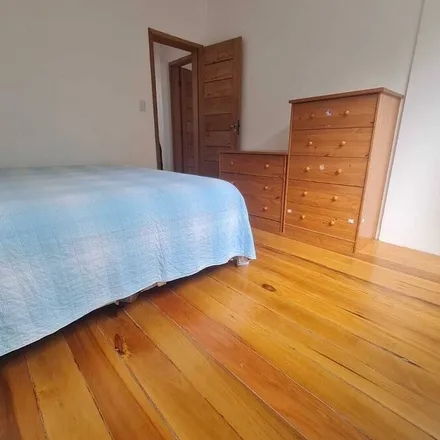 Rent this 3 bed apartment on Salvador