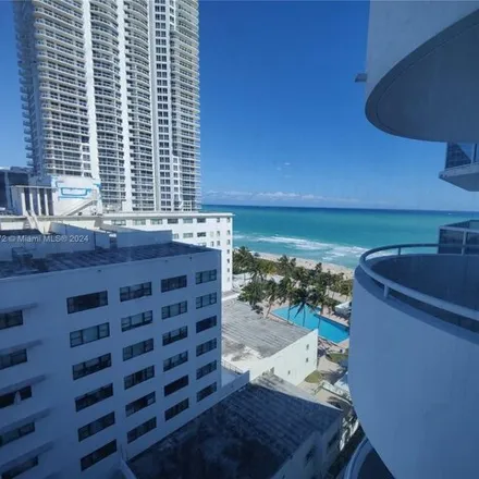 Image 1 - La Gorce Palace Condominiums, 6301 Collins Avenue, Miami Beach, FL 33141, USA - Condo for sale