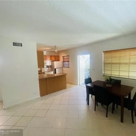 Image 4 - unnamed road, Wilton Manors, FL 33305, USA - Condo for rent
