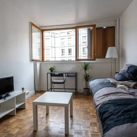 Image 3 - 75020 Paris, France - Apartment for rent
