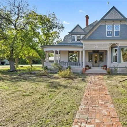 Buy this 5 bed house on 429 West Jackson Street in Bartlett, Williamson County