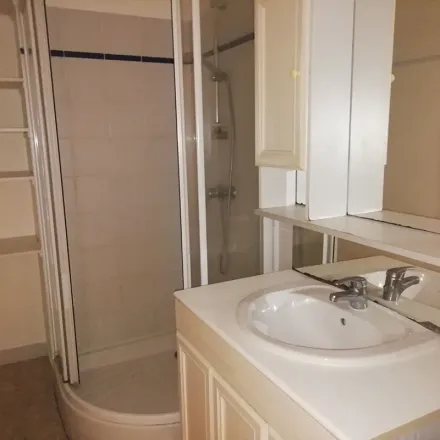 Rent this 3 bed apartment on Rue Cervantès in 44700 Orvault, France