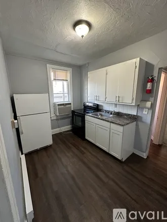 Rent this 1 bed apartment on 219 Roosevelt Avenue