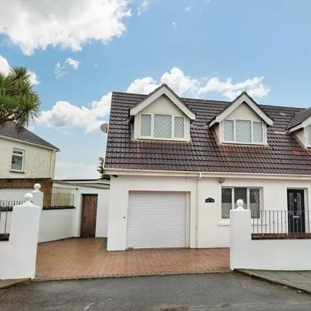 Buy this 4 bed house on Porthcawl Comprehensive School in 52 Park Avenue, Porthcawl