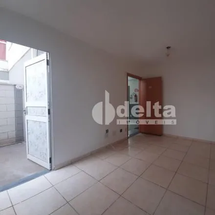 Buy this 2 bed apartment on Rua Antônio Lourenço Bastos in Chácaras Tubalina e Quartel, Uberlândia - MG