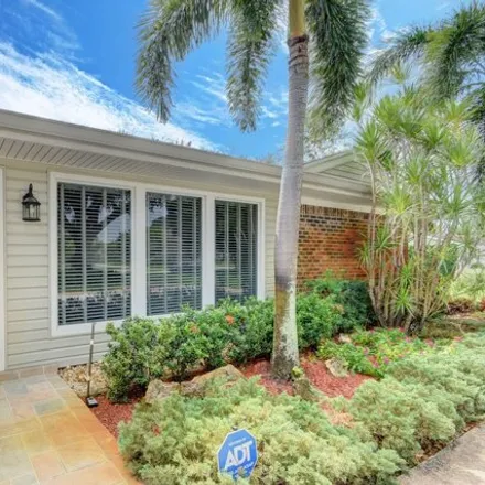 Image 4 - 6826 Lakeside Road, Golden Lakes, Palm Beach County, FL 33411, USA - House for sale